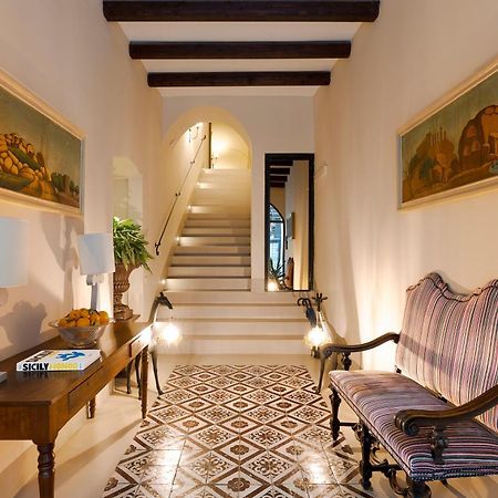 Palazzo Arone Dei Baroni Di Valentino Ξενοδοχείο Παλέρμο Εξωτερικό φωτογραφία